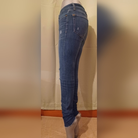 A DL1961 Ryan High-rise Blade Distressed Denim Jeans - Picture 3 of 9